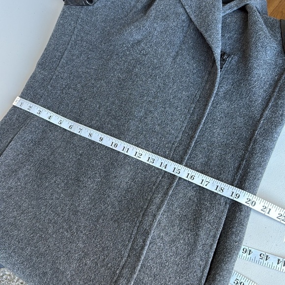 Vince Gray and Black Wool and Leather Asymmetrical Zip Coat Shawl Collar - Picture 12 of 16